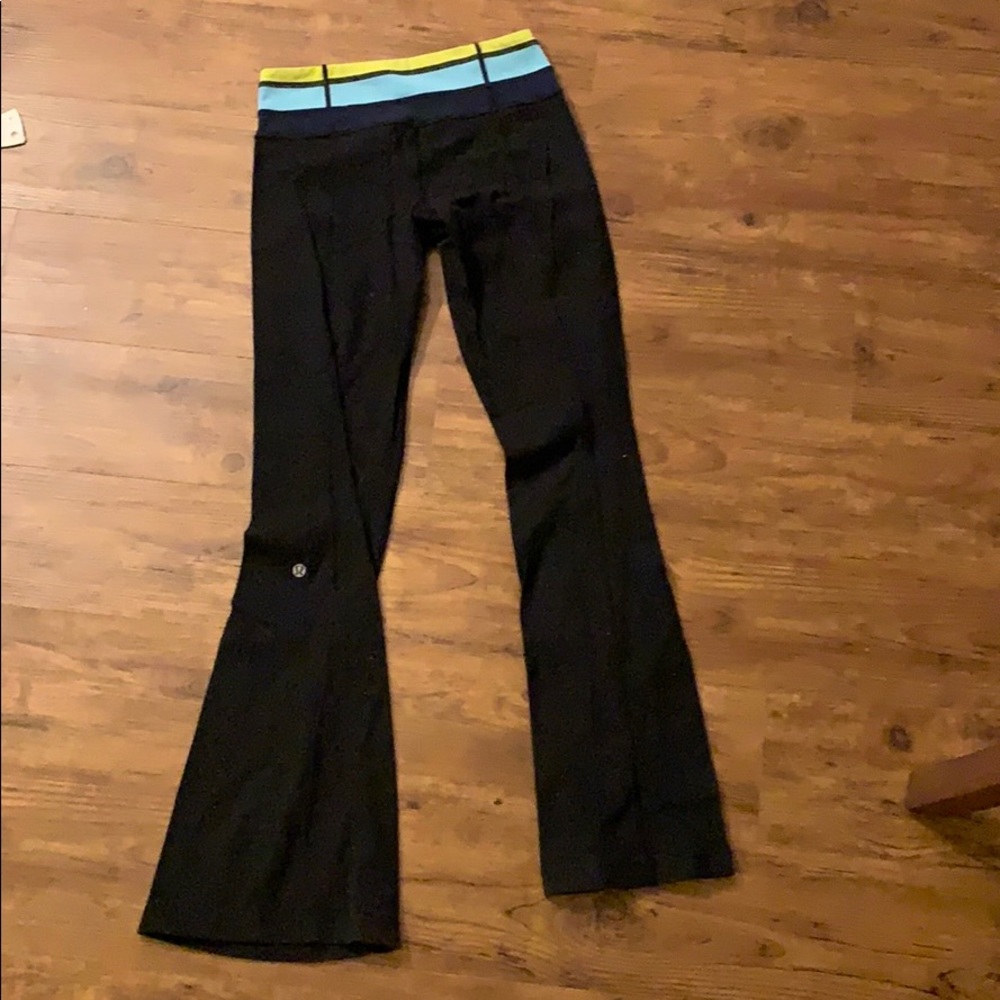 Lululemon yoga pants